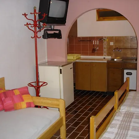 דירה By The Sea Punat, Krk - 15259 פונאנט